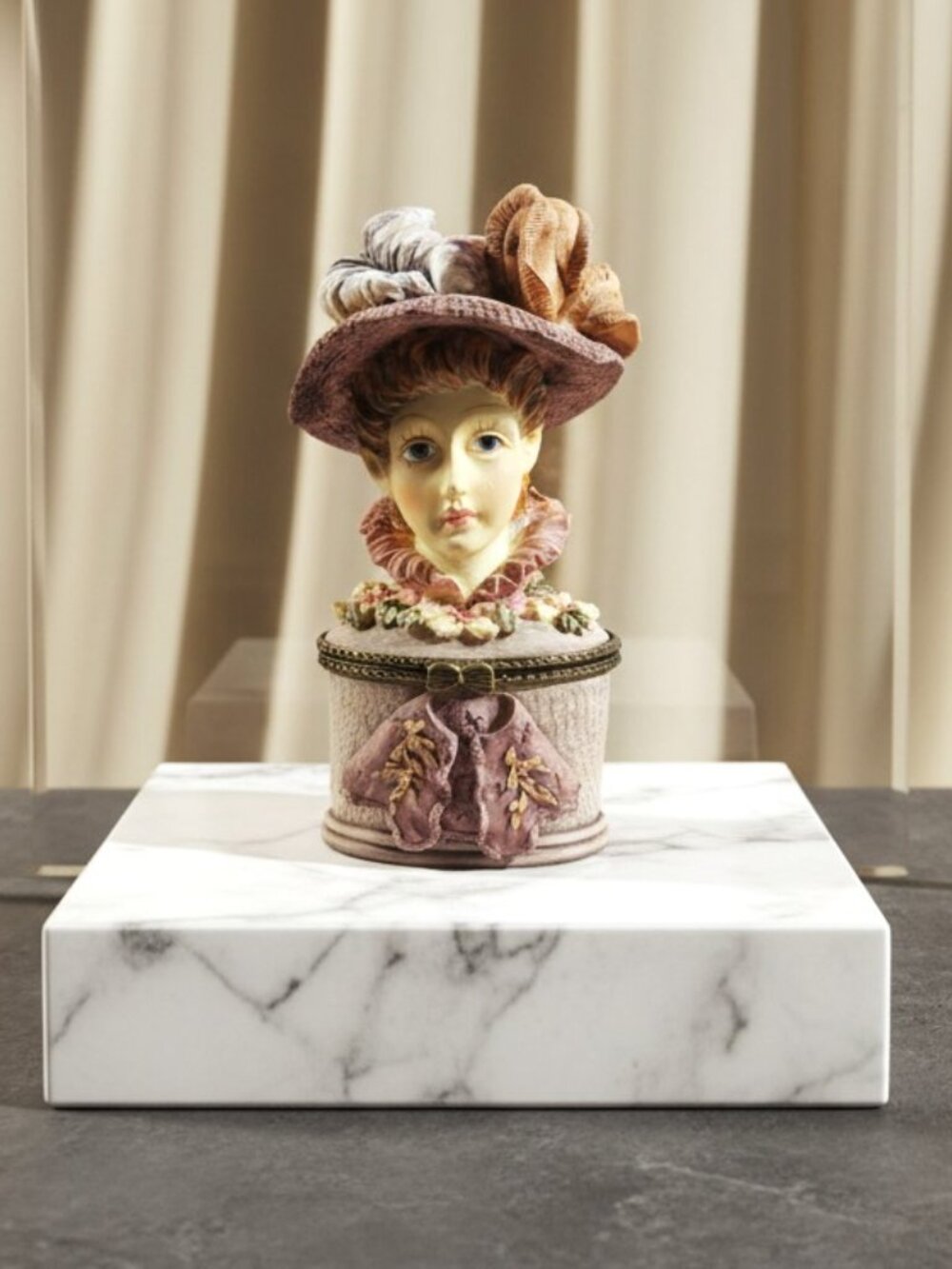 Victorian Trinket box Head Bust: Purple resin Necklace, SHIPS FREE